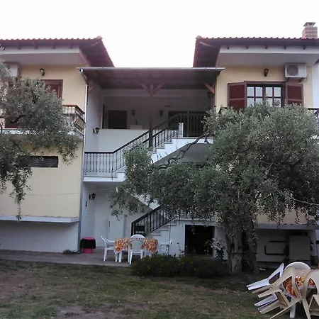 Ξενοδοχείο με διαμερίσματα Thomi