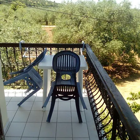 Ξενοδοχείο με διαμερίσματα Thomi